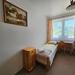 Goscinne Staszelowka Konukevi Ciche Małe