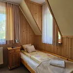 Konukevi Goscinne Staszelowka 3*