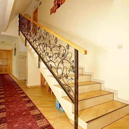 Goscinne Staszelowka Ciche Małe