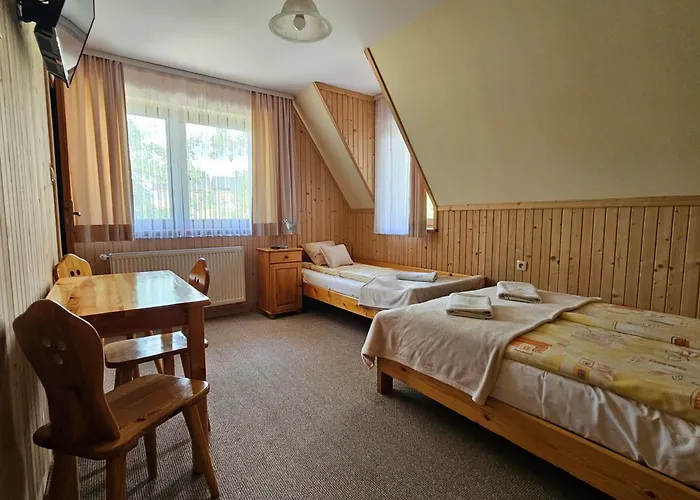 Goscinne Staszelowka 3* Ciche Małe